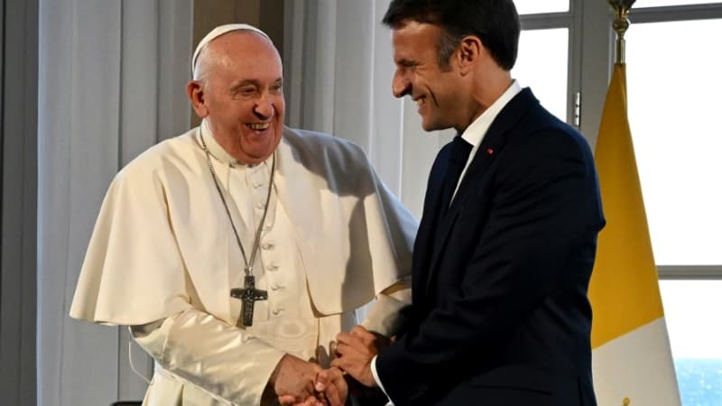 Un pape français pour succéder à François? Macron accusé par des journaux italiens de vouloir s'immiscer dans le conclave