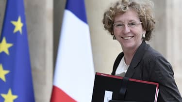La ministre évoque notamment "des programmes de rattrapage salarial étalés sur plusieurs années" en cas d'"écarts démesurés" dans les entreprises.