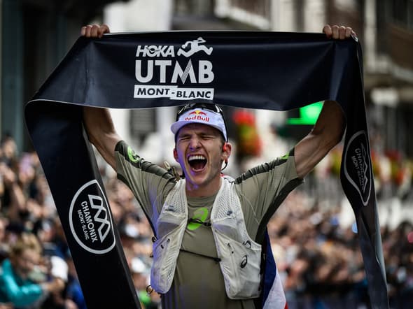 Tom Evans remportant l'UTMB, le 30 août 2025 à Chamonix
