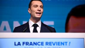 Le président du RN Jordan Bardella s'exprime à l'issue des élections européennes, le 9 juin 2024.