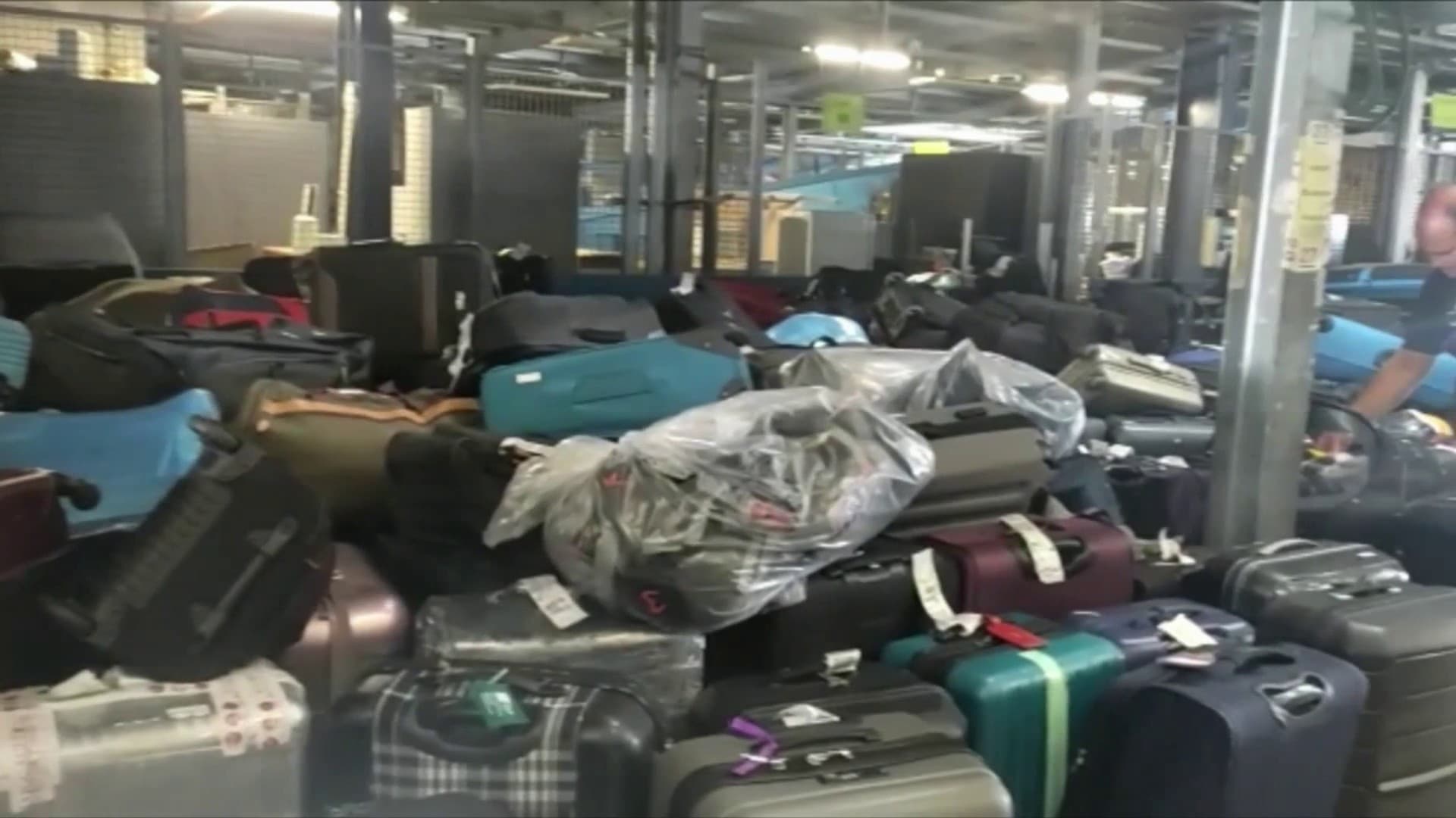 According to the unions, nearly 20,000 pieces of luggage were lost