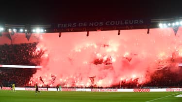 Plusieurs supporters ont été interdits de stade après le craquage de nombreux fumigènes lors du PSG-Nantes pour l'anniversaire du virage Auteuil