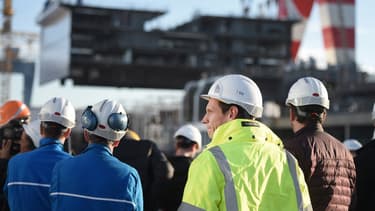 Les formateurs sont des salariés des Chantiers, reconnus pour leurs compétences techniques, ayant entre 10 et 20 ans d'expérience.