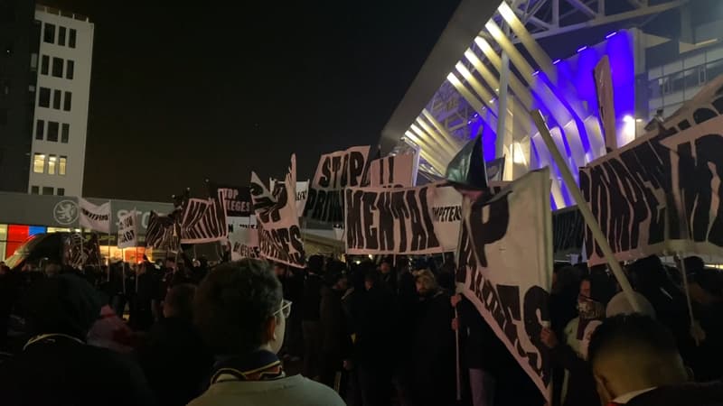OL: des supporters lyonnais ont manifesté avant le match contre Lens, Cheyrou et Ponsot invités à partir