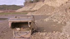 Une voiture volée en août 1997 a été retrouvée dans un marais espagnol grâce à la sécheresse, le 9 janvier 2024.