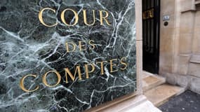 La Cour des comptes appelle les collectivités à poursuivre leurs efforts.
