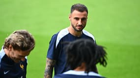 Jonathan Clauss à l'entraînement à Paderborn à l'Euro 2024