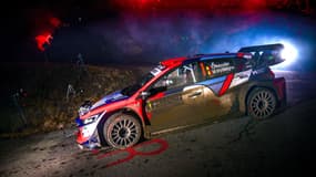 Thierry Neuville durant le Rallye Monte-Carlo le 24 janvier 2025.