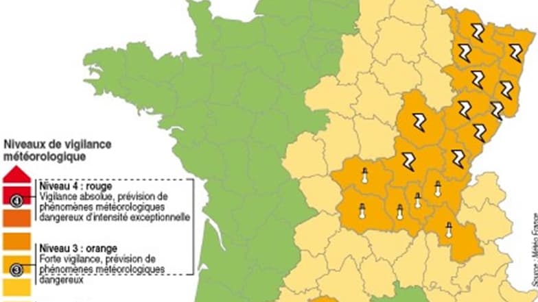 ALERTE ORANGE AUX ORAGES DANS 11 DÉPARTEMENTS