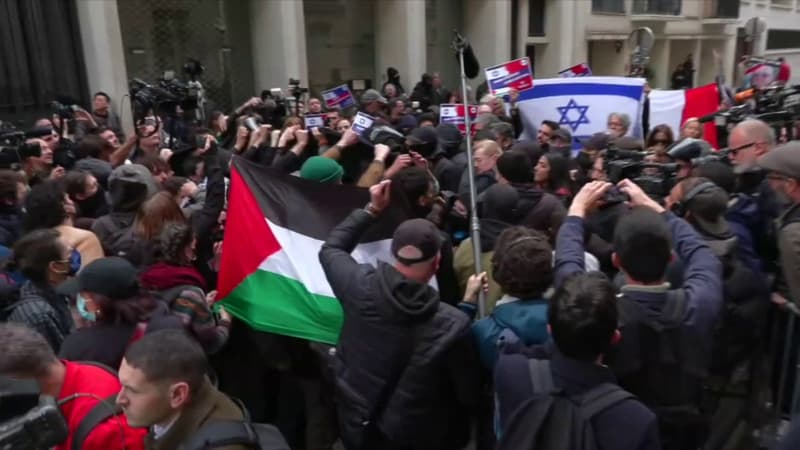 Regarder la vidéo Sciences Po Paris: des tensions en marge du blocage par des étudiants pro-palestiniens