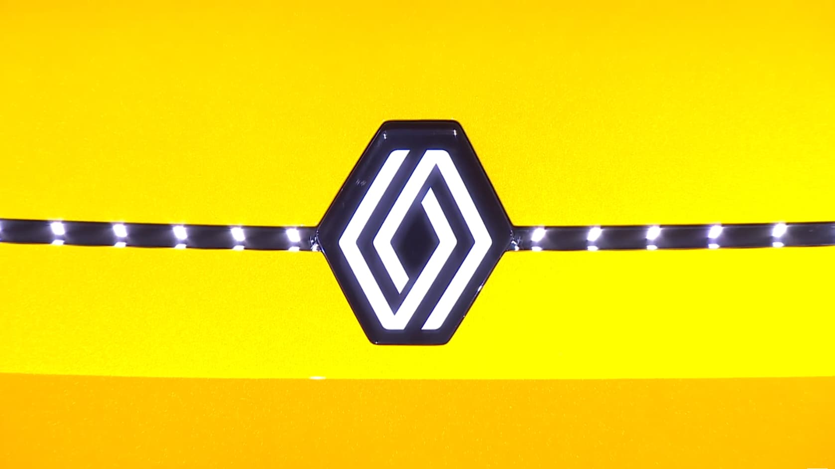 Un nouveau logo sur cette R5