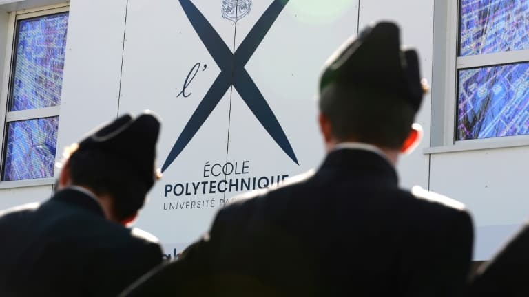 Une enquête préliminaire a été ouverte pour viols et agressions sexuelles à la suite d'un questionnaire réalisé en interne à l'Ecole polytechnique et selon lequel une étudiante sur quatre y a été victime d'agression sexuelle depuis le début de sa scolarité.