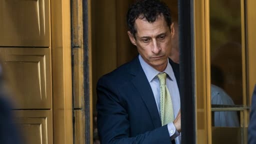 L'ancien parlementaire américain Anthony Weiner, quitte le tribunal de Manhattan, à New York, le 25 septembre 2017