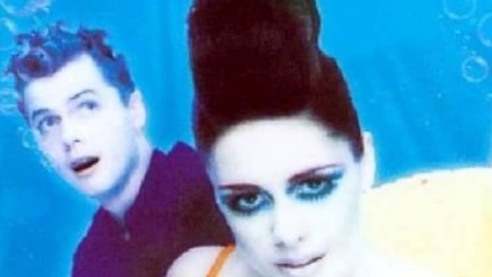 La pochette du single "Barbie Girl" La pochette du single "Barbie Girl"