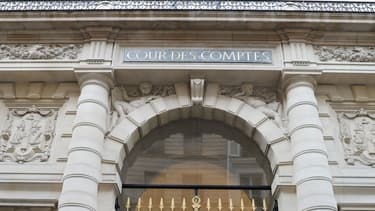 Entrée de la Cour des comptes.