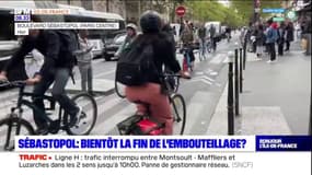 Paris: le boulevard Sébastopol surchargé de cyclistes