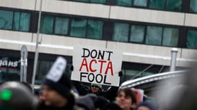 A Sofia, 4.000 personnes, en majorité des jeunes, ont défié le froid pour dénoncer l'Accord commercial anti-contrefaçon (ACAC ou Anti-Counterfeiting Trade Agreement (ACTA) en anglais), un traité visant notamment à renforcer la lutte contre le piratage de