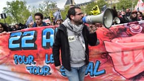 Manifestation pour un "premier tour social" à Paris le 22 avril 2017.