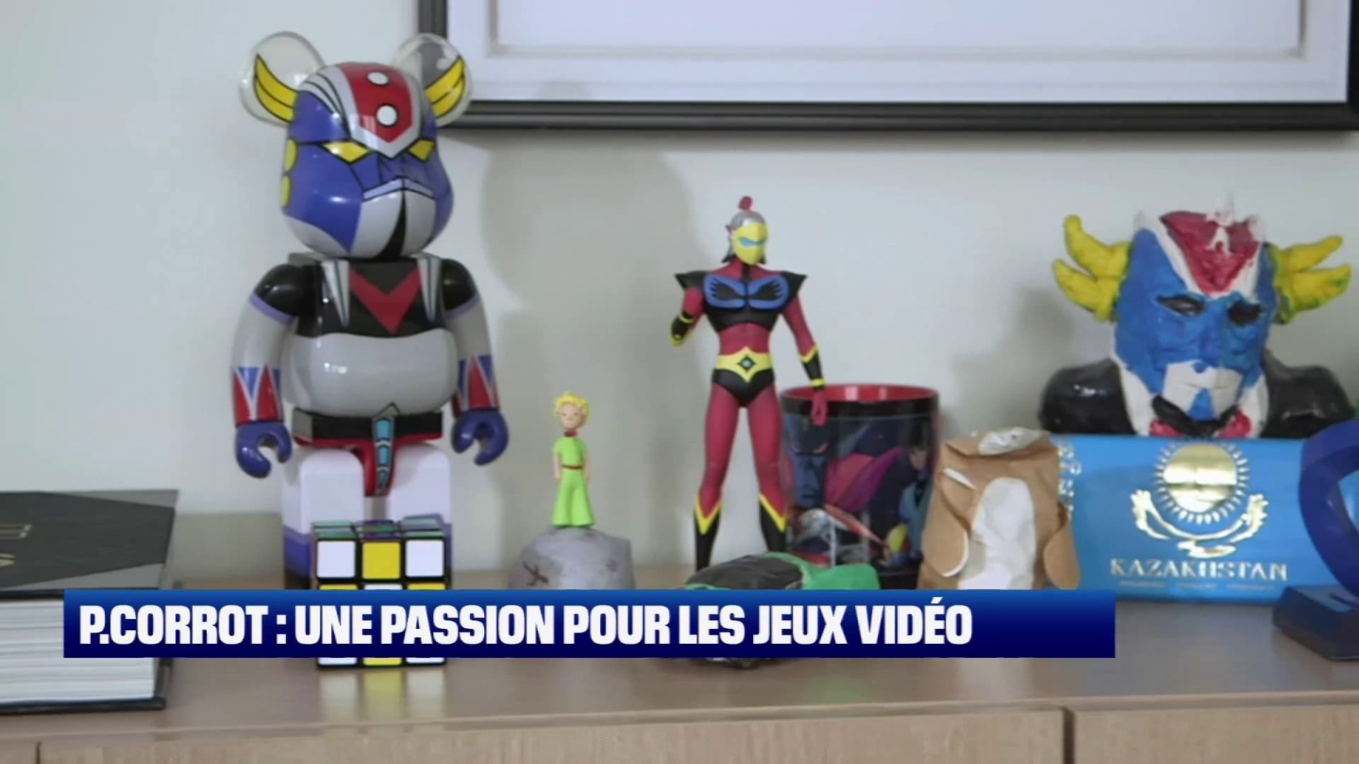 Partout, des jouets liés à l’univers des jeux vidéo. Partout, des jouets liés à l’univers des jeux vidéo.