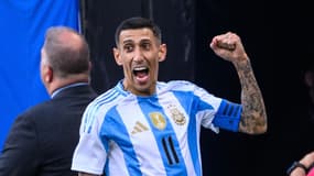 L'attaquant argentin Angel Di Maria fête son but face à l'Equateur