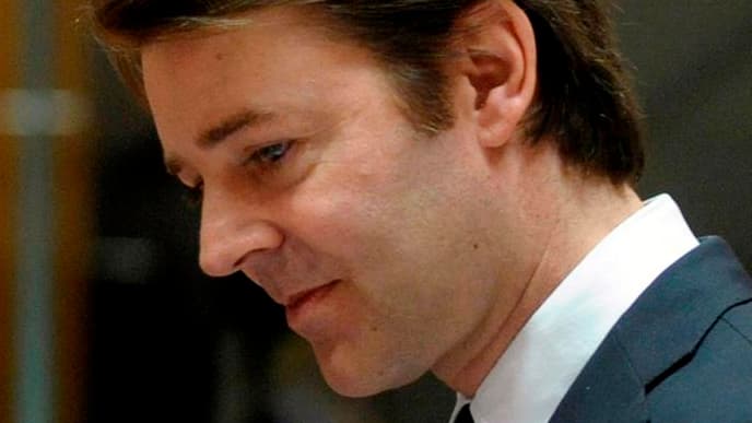 François Baroin, dont le ralliement à François Fillon a heurté Jean-François Copé, a vivement critiqué le secrétaire général de l'UMP avant le débat télévisé de jeudi soir. L'ancien ministre de l'Economie a souligné avoir "une autre vision pour l'UMP que