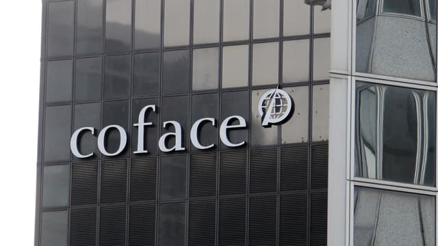L'action du groupe Coface, filiale de la banque Natixis, dégringole de près de 20% jeudi 30 juillet en bourse. Les investisseurs sanctionnent les résultats semestriels publiés hier soir, mais pas seulement...