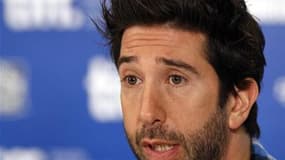 L'acteur américain David Schwimmer, révélé au grand public par la série "Friends", s'est marié en toute discrétion en juin avec la photographe britannique Zoe Buckman. /Photo prise le 11 septembre 2010/ REUTERS/Mike Cassese