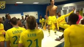 OM-Nantes : la joie des Canaris dans le vestiaire du Vélodrome