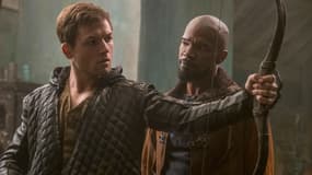 Taron Egerton et Jamie Foxx dans "Robin des Bois", en salles le 28 novembre 2018