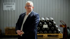 Jérôme Garnache-Creuillot, PDG d'Europlasma, maison-mère des Forges de Tarbes où sont usinés des fûts d'obus de 155 mm, le 4 avril 2023 dans les Hautes-Pyrénées