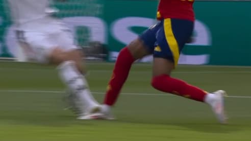 La semelle de Toni Kroos sur Lamine Yamal, quart de finale de l'Euro Espagne-Allemagne, 5 juillet 2024