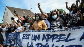 Marche organisée en mémoire d'Adama Traoré  à Beaumont-sur-Oise, le 18 juillet 2020