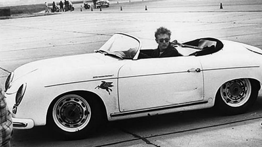 La première voiture de James Dean, la Porsche 335 Speedster. La première voiture de James Dean, la Porsche 335 Speedster.