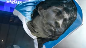 Un drapeau à la gloire de Diego Maradona