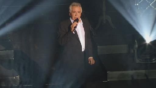 Michel Sardou interprètera ses plus grands tubes lors de la tournée "Les Grands Moments 2"