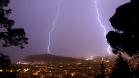 Orages au-dessus de Nice, dans le sud de la France, en 2014.