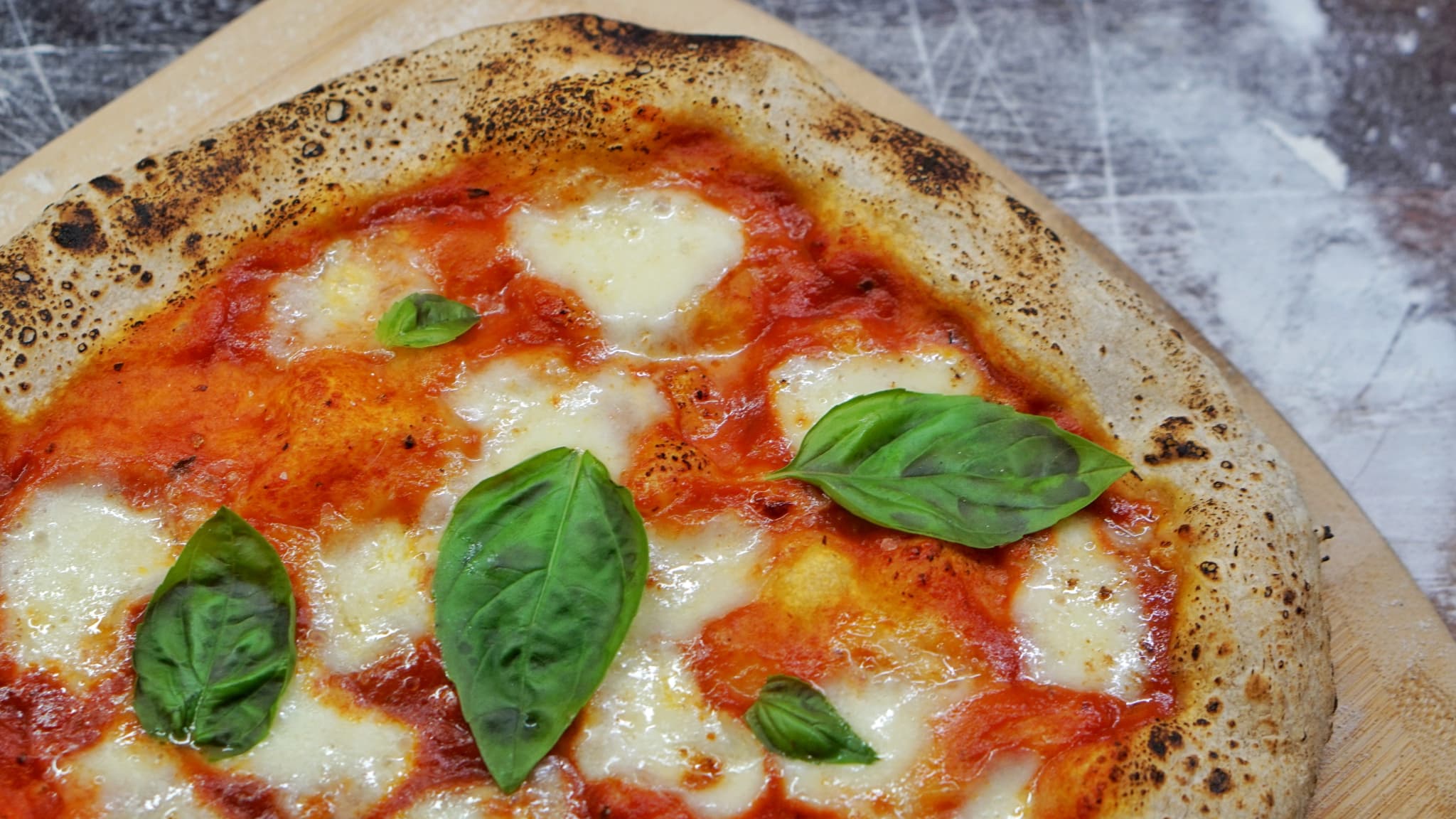 La pizza se consomme dans le monde entier et s’adapte à chaque culture
