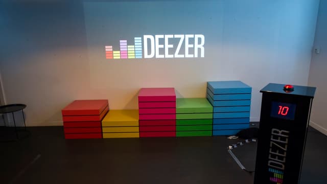 Deezer a levé 100 millions d'euros, notamment auprès de Orange. 