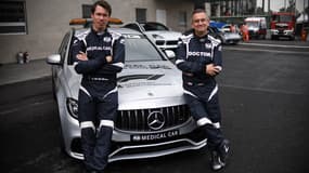 Ian Roberts (à droite) avec son pilote Alan van der Merwe