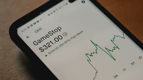 L'investisseur activiste Carl Icahn détiendrait des positions vendeuses sur le meme stock GameStop