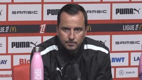 Julien Stéphan en conférence de presse avec Rennes, le 23 octobre 2024
