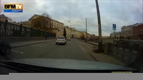 Un automobiliste russe s’en prend violemment à une voiture qui l’a klaxonné 