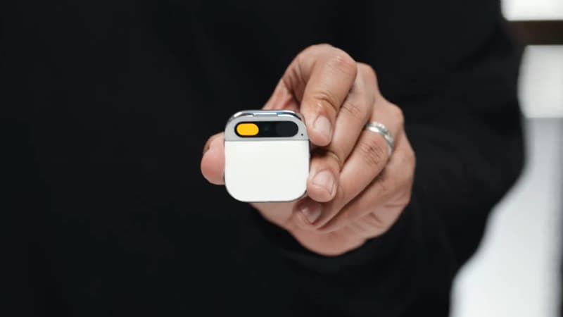 L'épingle AI Pin d'Humane qui doit remplacer le smartphone et les écrans