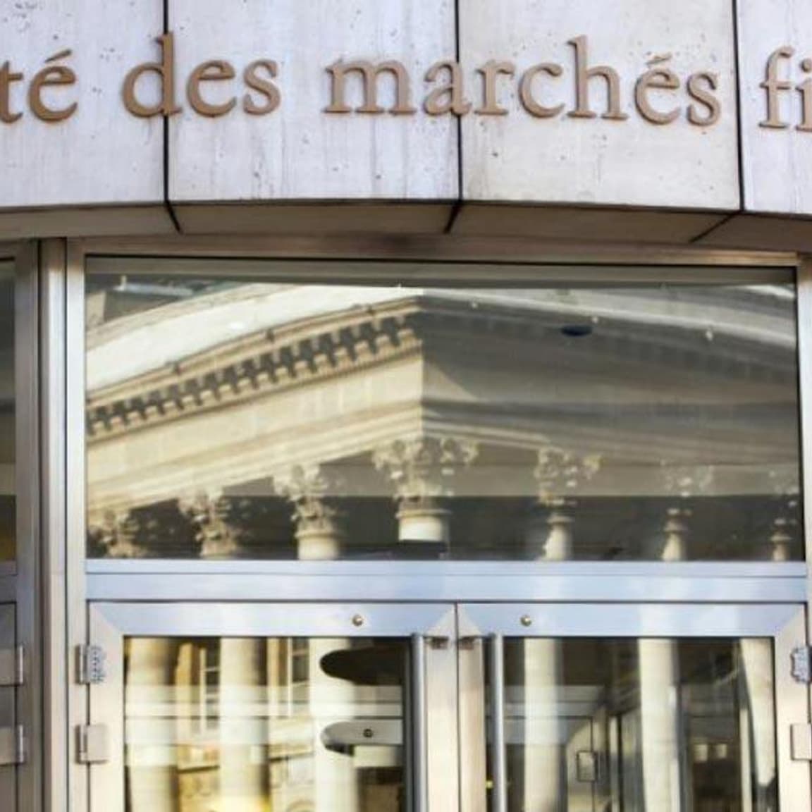 Une trentaine de nouveaux sites liés aux cryptomonnaies placés sur la liste  noire des autorités