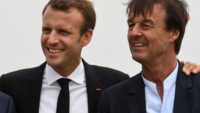 Emmanuel Macron et Nicolas Hulot à Plévenon (Côtes d'Armor), le 20 juin 2018.