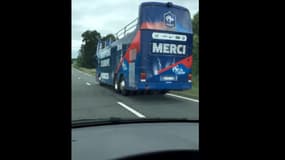 Le bus à impériale des Bleus 