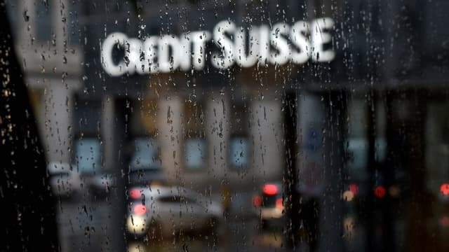Enquête chez Credit Suisse.