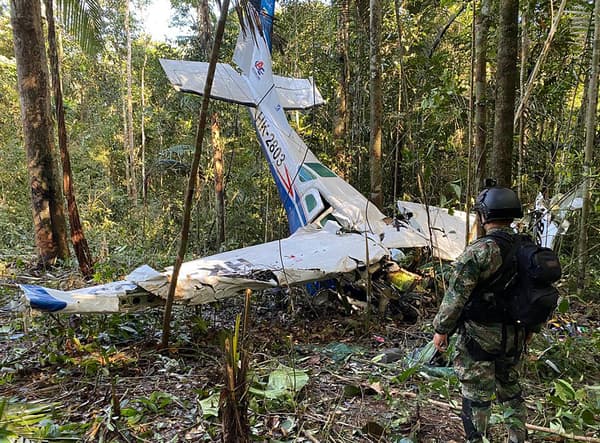 L'épave d'un avion retrouvé dans la jungle colombienne après son crash, le 19 mai 2023.