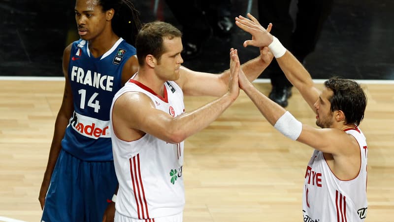 Les Bleus, à l'instar de leur ailier, n'ont rien pu faire face à des Turcs survoltés