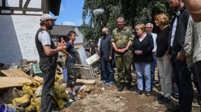 Angela Merkel à Schuld, en Allemagne, dimanche 18 juillet 2021